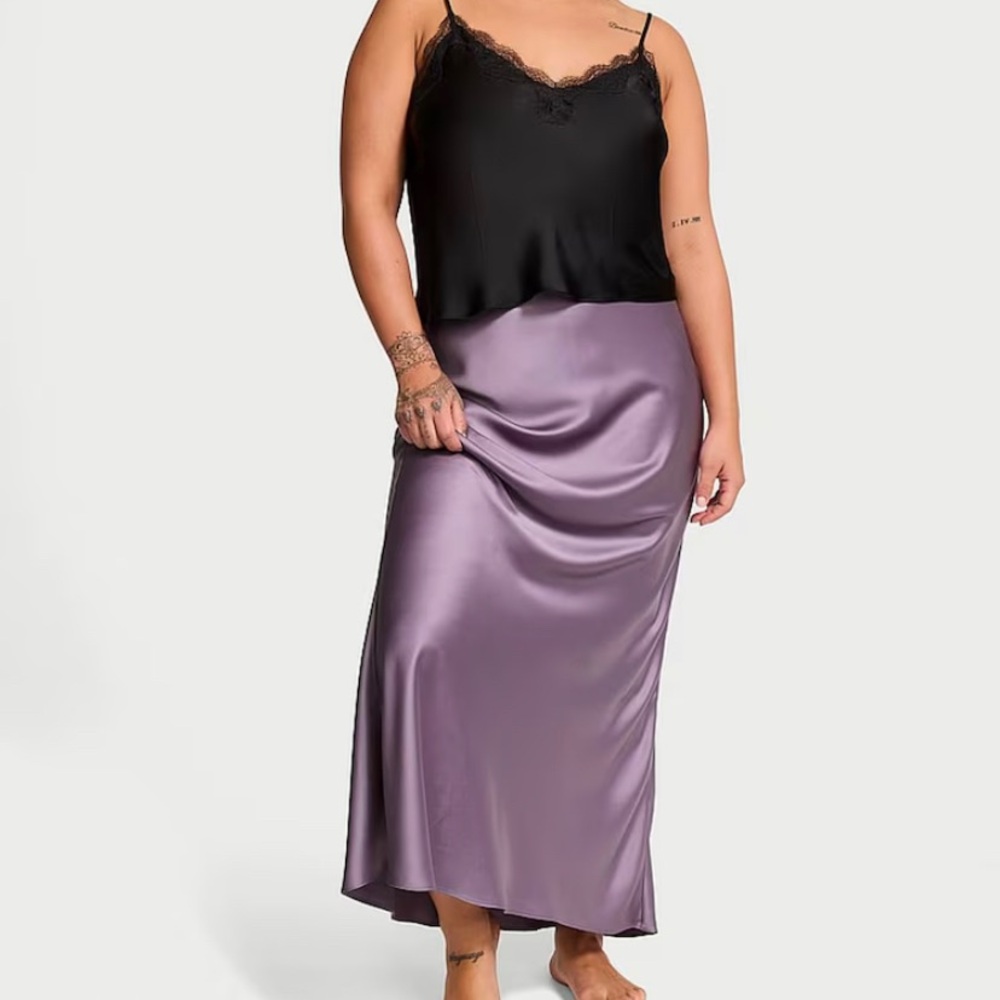 VICTORIA SECRET Silky Slip Skirt in Lavender NWT XS